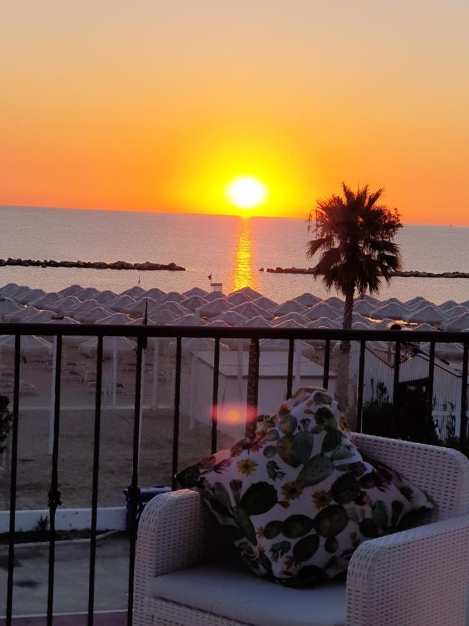 Il Sorriso Di Angelina Bed & Breakfast Pescara Exterior photo