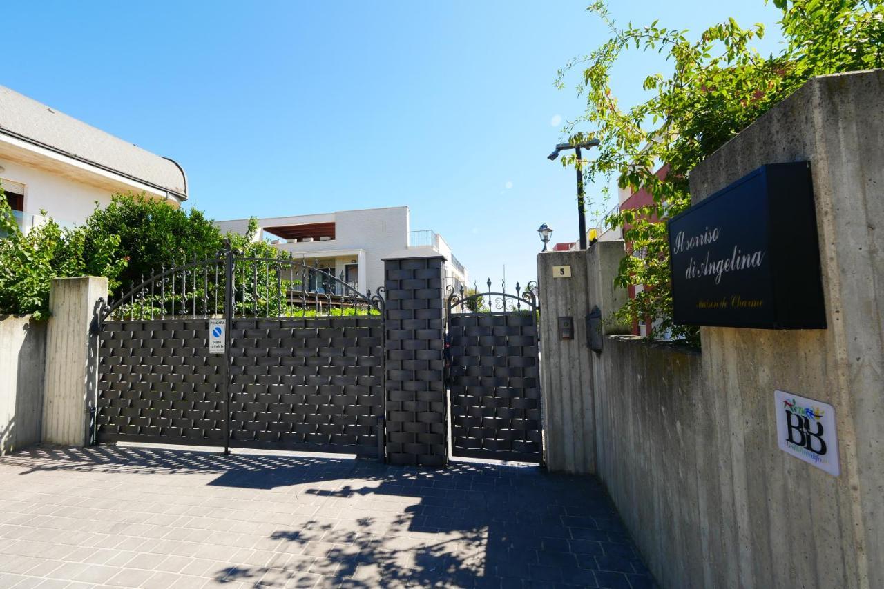 Il Sorriso Di Angelina Bed & Breakfast Pescara Exterior photo